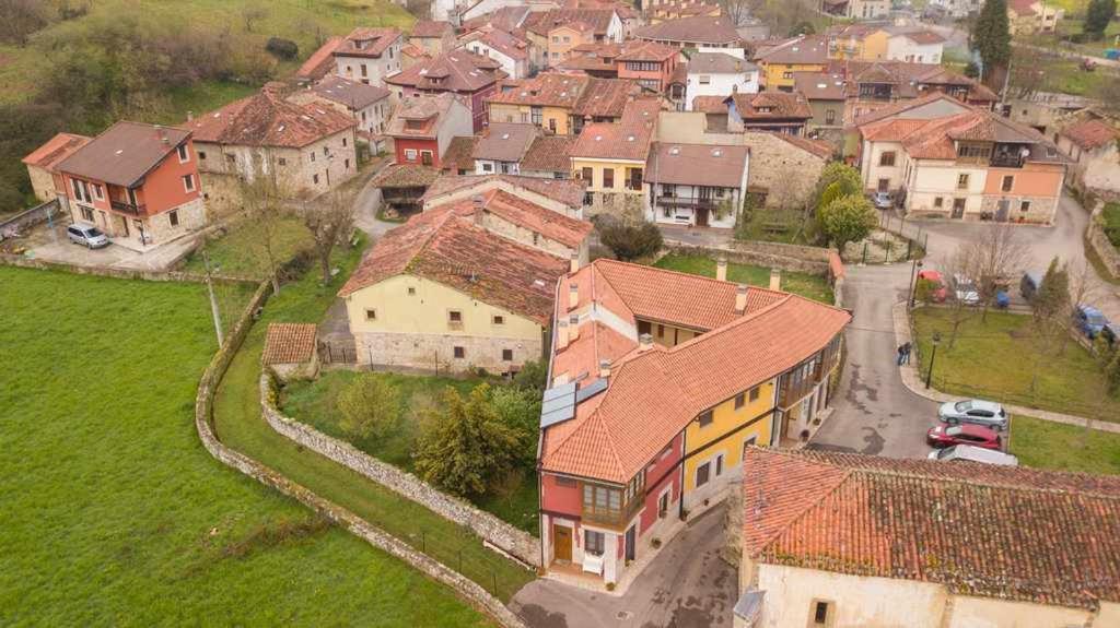 Cumbres De Los Picos Apartamento Treparriscos Poo  外观 照片